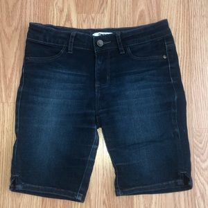 DKNY jean capri shorts